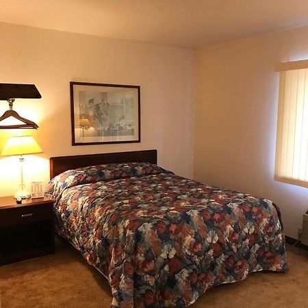 Mcgovern'S Motel And Suites Sun Prairie 외부 사진